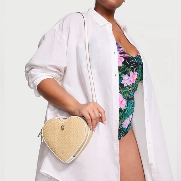 Victoria Secret Heart Shaped Crossbody Shape Bag - Picture 3 of 4